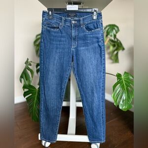 Banana Republic High Rise Skinny Jeans, 27/4